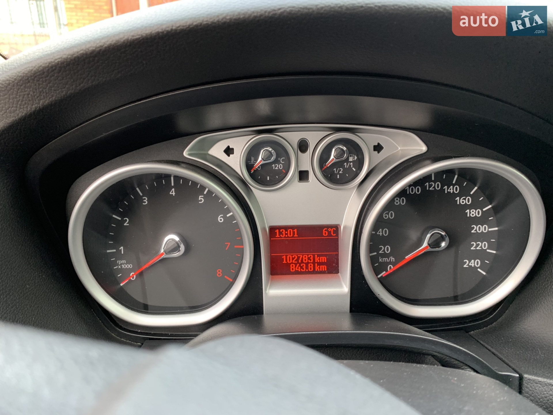 2010 Ford Focus - мініатюра 13