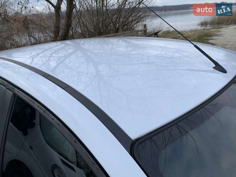 Хэтчбек Ford Focus 2010 в Попельне