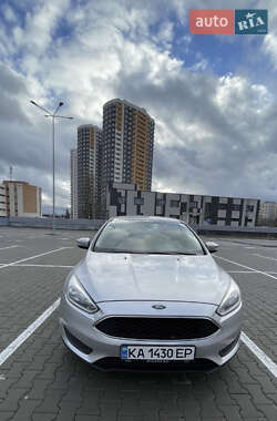 Седан Ford Focus 2016 в 