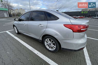 Седан Ford Focus 2016 в Киеве