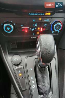 Седан Ford Focus 2017 в Киеве