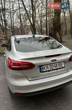 Седан Ford Focus 2016 в Киеве