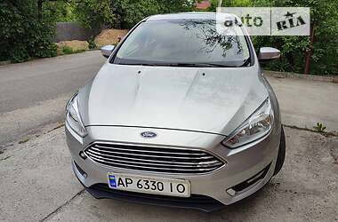 Хэтчбек Ford Focus 2018 в 