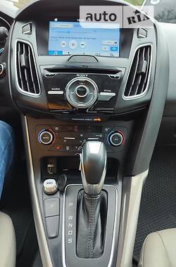 Хэтчбек Ford Focus 2018 в 
