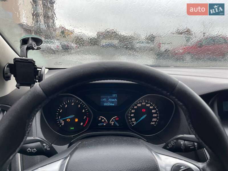 Хэтчбек Ford Focus 2013 в Львове