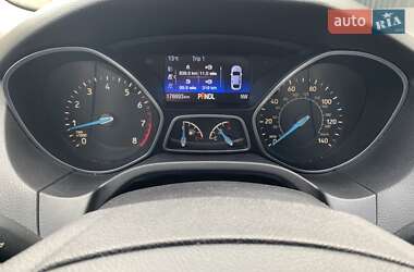 Седан Ford Focus 2016 в 