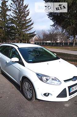 Універсал Ford Focus 2014 в Бучі