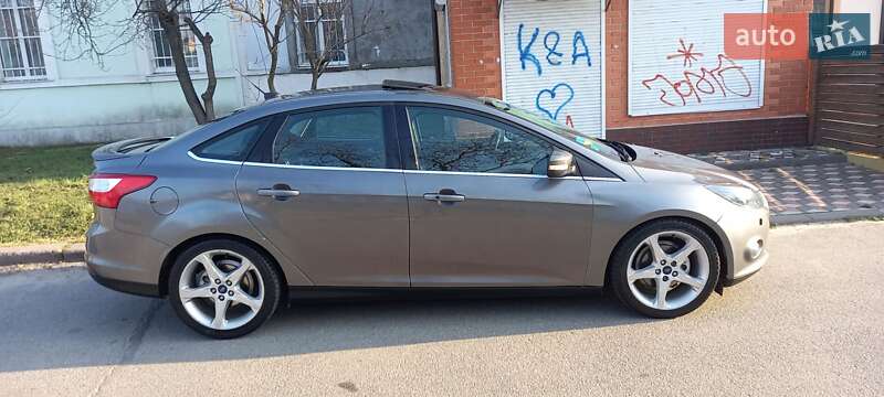 Седан Ford Focus 2014 в Херсоне