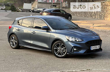 Хэтчбек Ford Focus 2020 в 