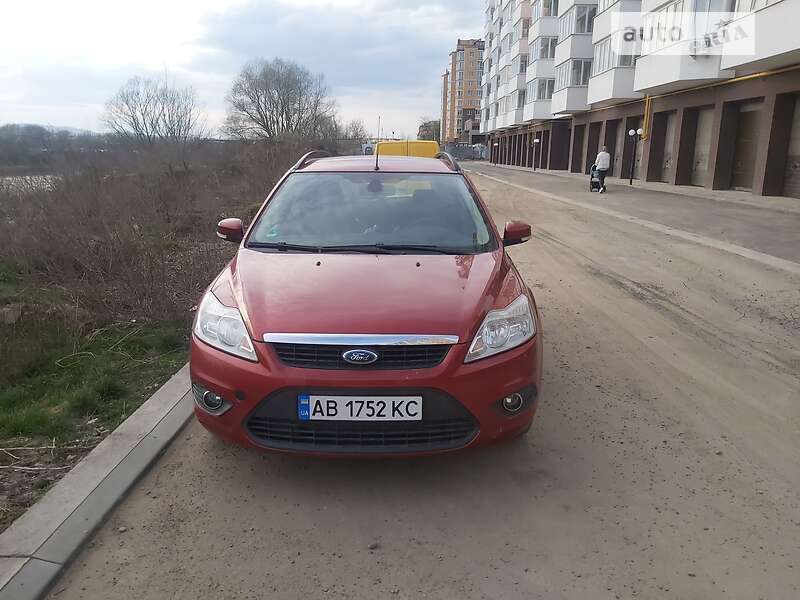 Універсал Ford Focus 2010 в Чернівцях