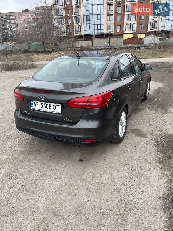 Седан Ford Focus 2016 в Дніпрі