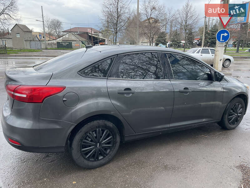 Седан Ford Focus 2017 в 