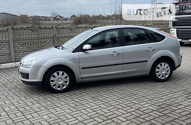 Хэтчбек Ford Focus 2006 в 