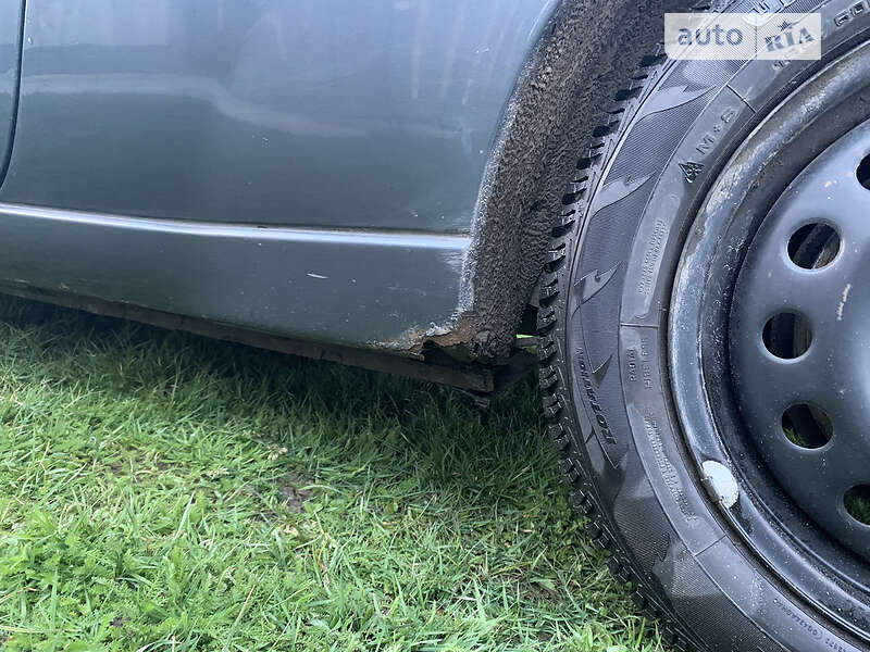 Хэтчбек Ford Focus 2002 в Мене фото 14 Хэтчбек Ford Focus 2002 в Мене