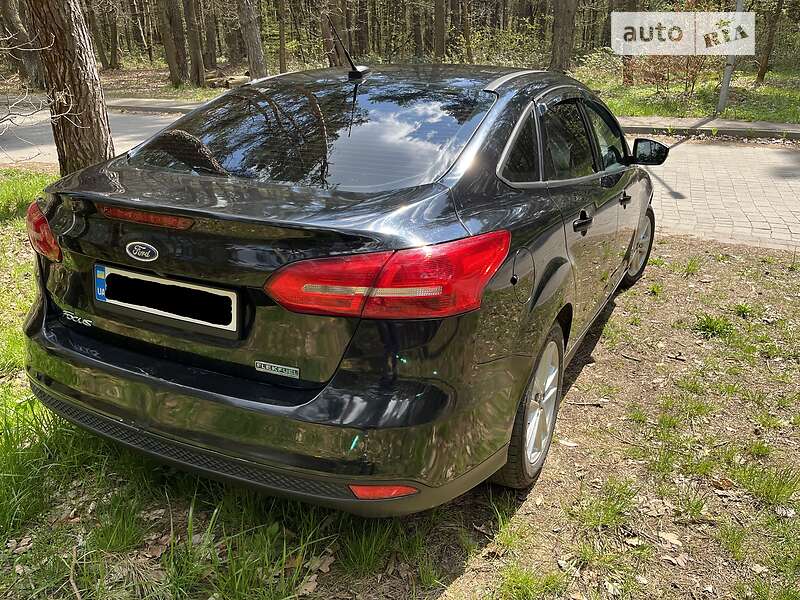 Седан Ford Focus 2015 в Львове