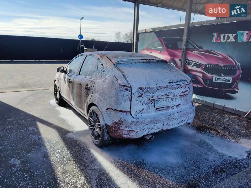 Хэтчбек Ford Focus 2008 в Самборе
