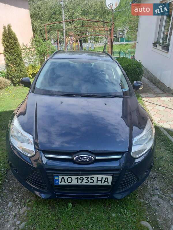 Универсал Ford Focus 2012 в 