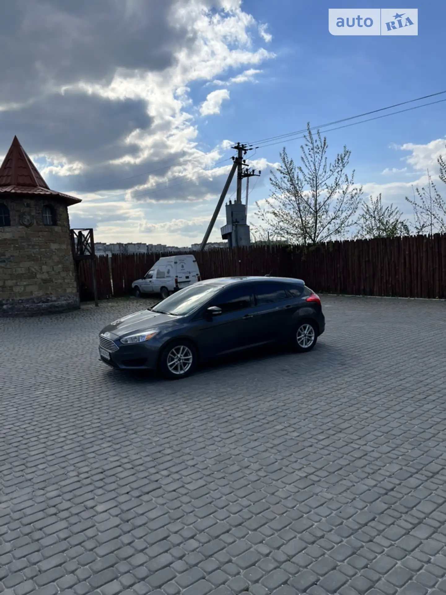 2016 Ford Focus - мініатюра 16