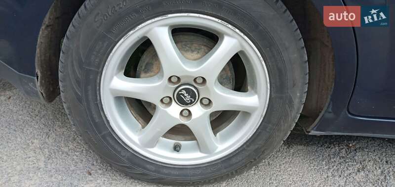 Хэтчбек Ford Focus 2006 в Томашполе фото 19 Хэтчбек Ford Focus 2006 в Томашполе