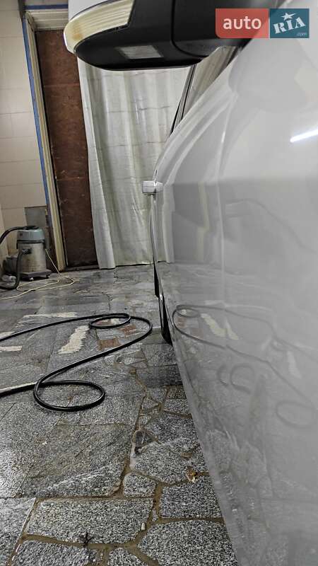 Хетчбек Ford Focus 2010 в Солоному
