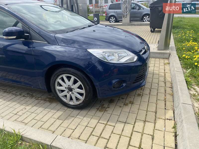 Ford Focus 2014