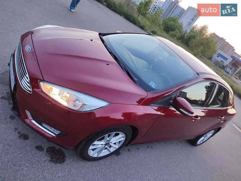 Седан Ford Focus 2015 в Чернігові