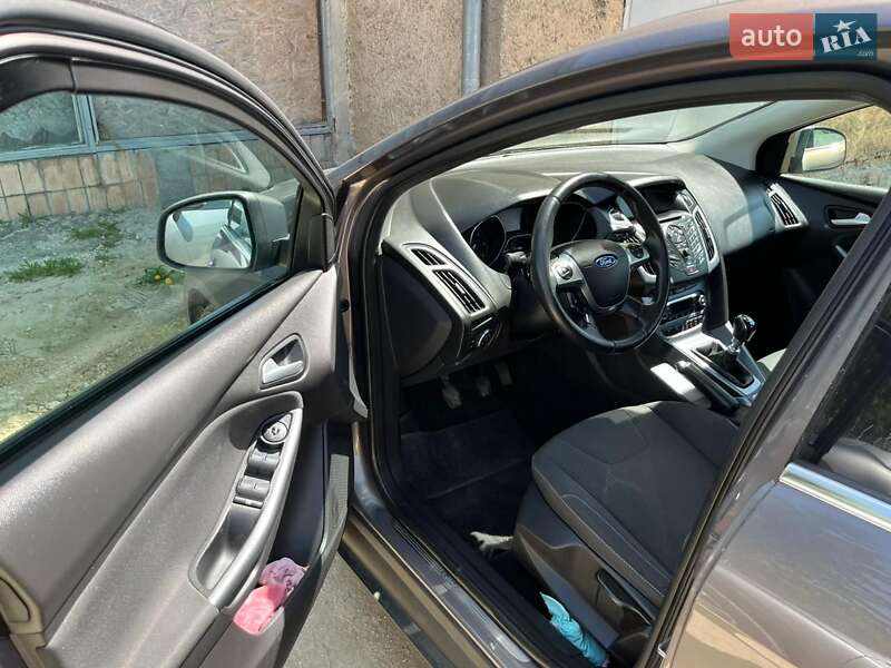 Универсал Ford Focus 2012 в Новояворовске