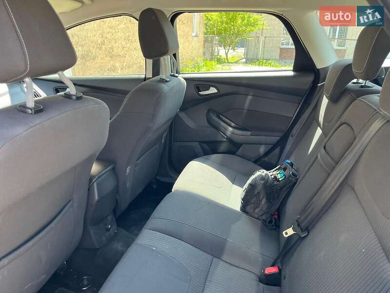 Универсал Ford Focus 2012 в Новояворовске