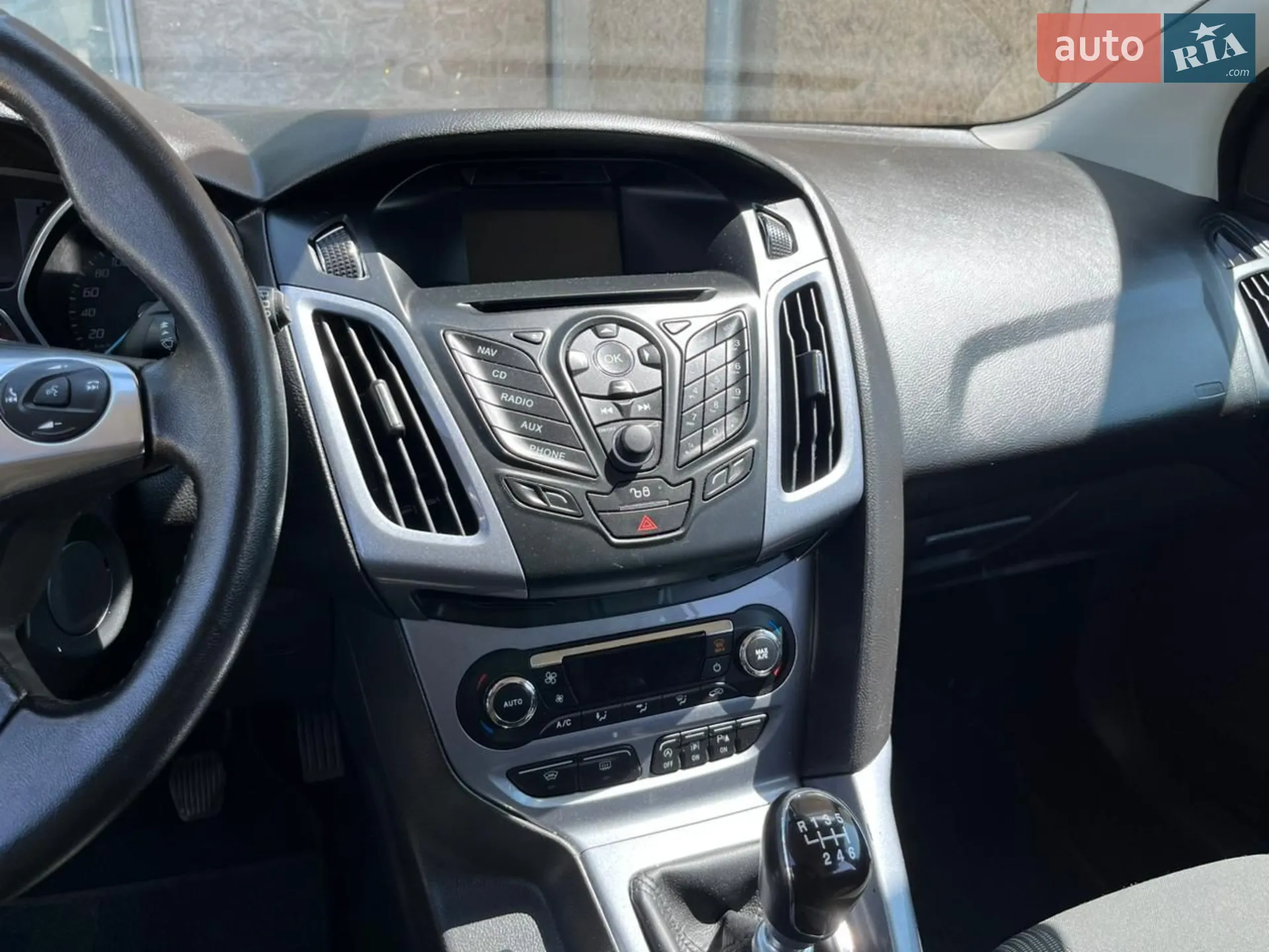2012 Ford Focus - мініатюра 10