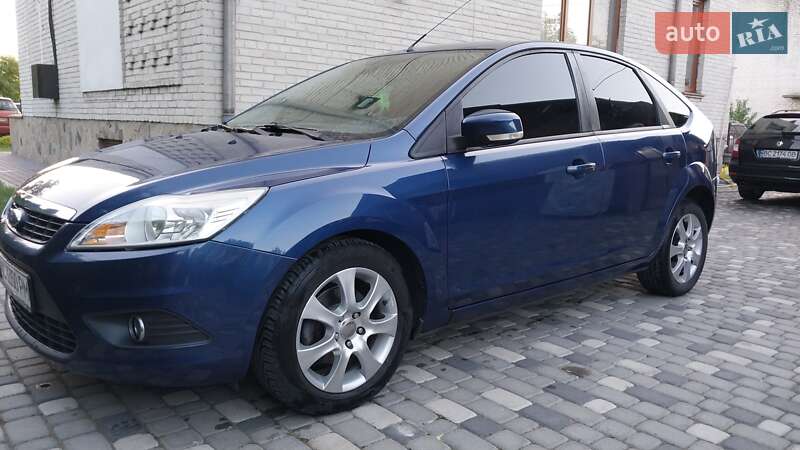 Седан Ford Focus 2008 в Ходореві