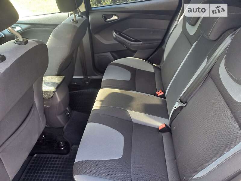 Хэтчбек Ford Focus 2012 в Житомире фото 21 Хэтчбек Ford Focus 2012 в Житомире