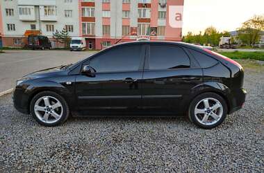Хэтчбек Ford Focus 2007 в 