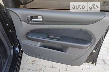 Хэтчбек Ford Focus 2007 в 