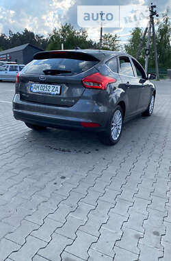 Хэтчбек Ford Focus 2017 в 