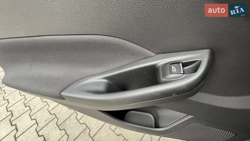 Седан Ford Focus 2013 в Запорожье фото 11 Седан Ford Focus 2013 в Запорожье