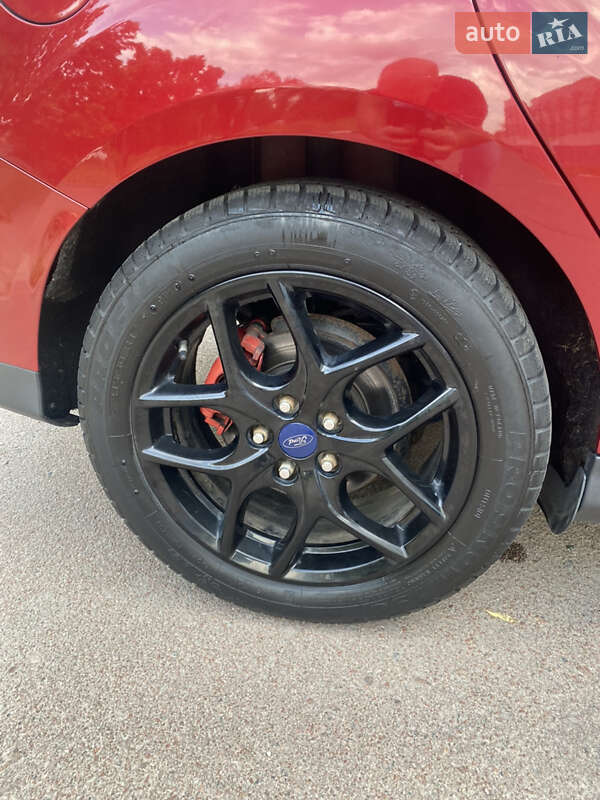Седан Ford Focus 2016 в Чернигове фото 9 Седан Ford Focus 2016 в Чернигове