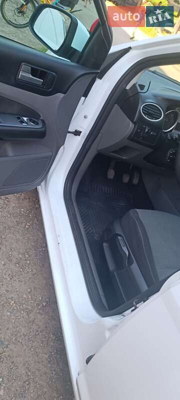 Универсал Ford Focus 2010 в Днепре