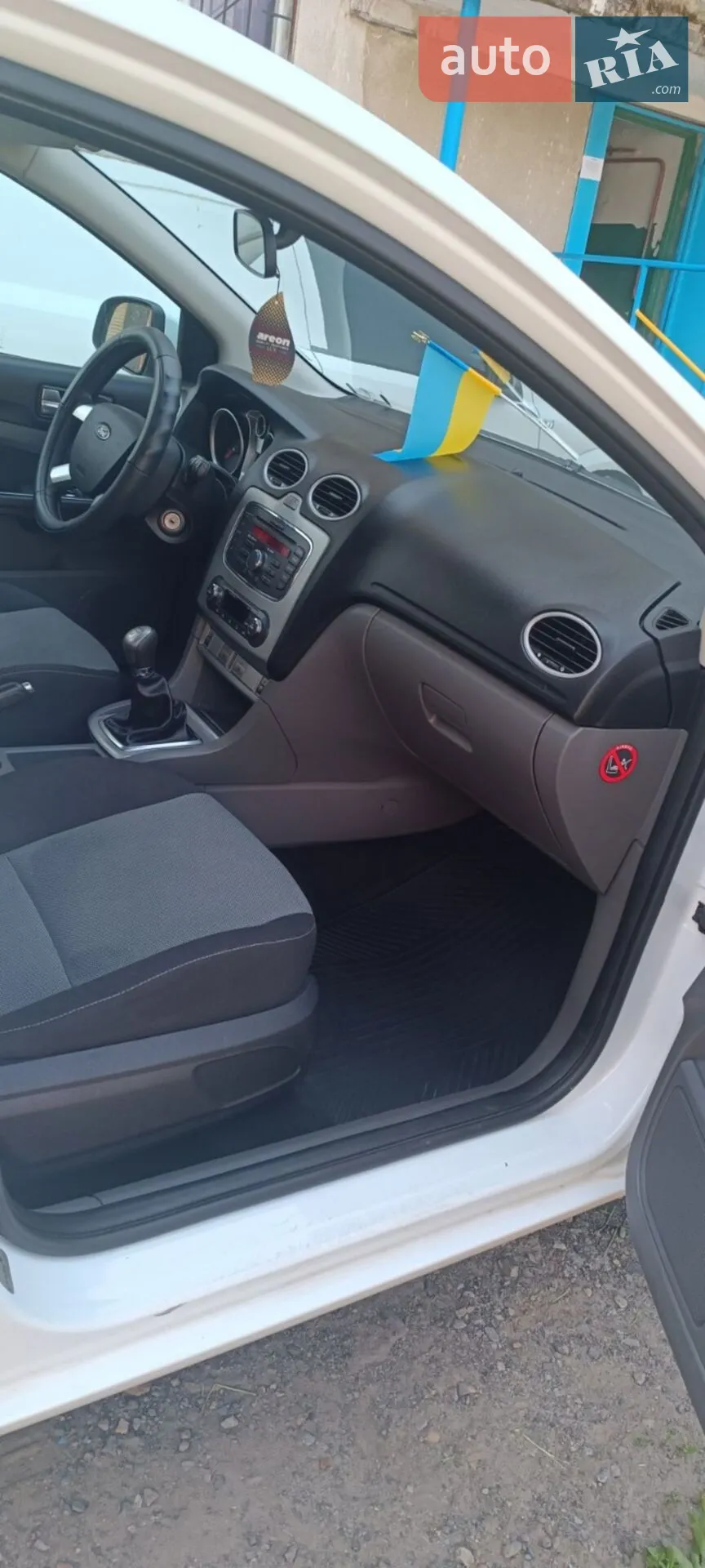 2010 Ford Focus - мініатюра 11
