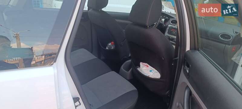 Универсал Ford Focus 2010 в Днепре