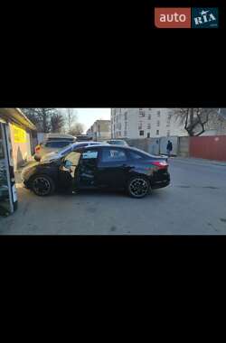 Седан Ford Focus 2014 в 