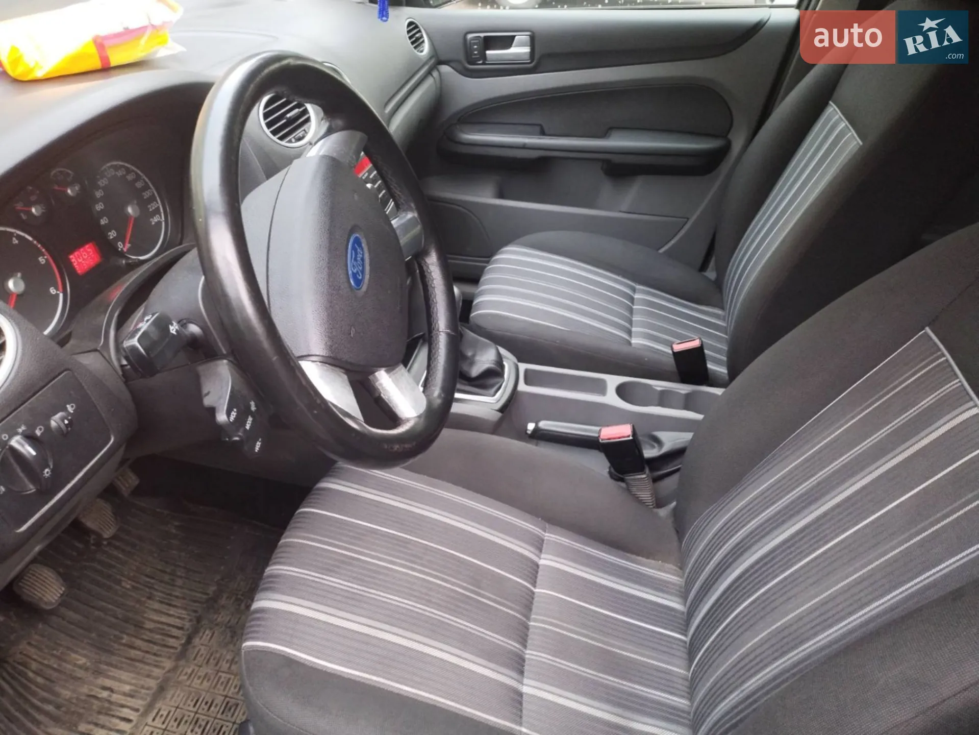 2010 Ford Focus - мініатюра 4