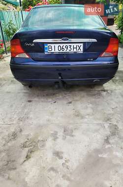 Седан Ford Focus 2001 в Светловодске