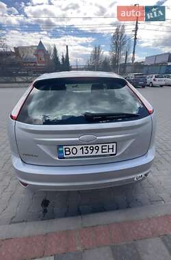 Хэтчбек Ford Focus 2008 в 