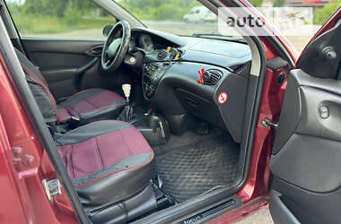 Универсал Ford Focus 2000 в 