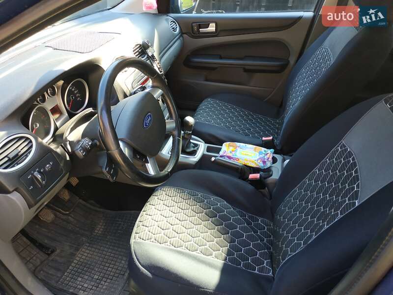 Хэтчбек Ford Focus 2009 в Самборе фото 3 Хэтчбек Ford Focus 2009 в Самборе