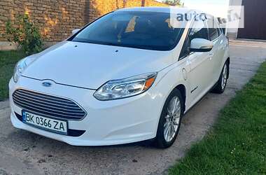 Хэтчбек Ford Focus 2014 в Ровно