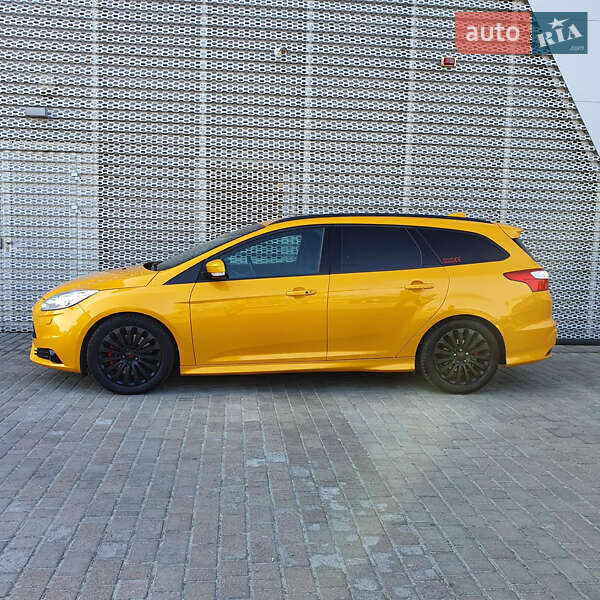 Универсал Ford Focus 2012 в Львове