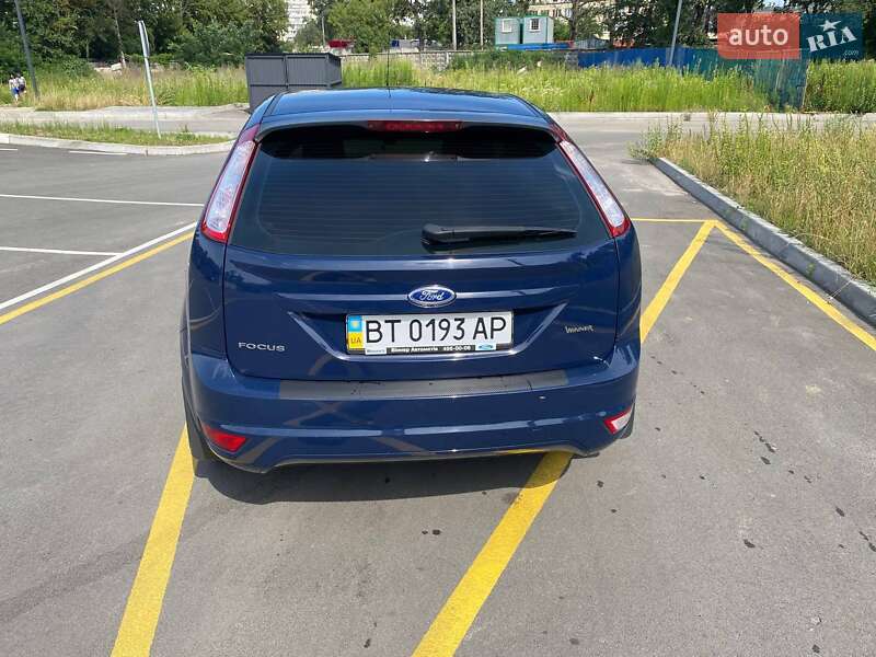 Хэтчбек Ford Focus 2010 в Киеве