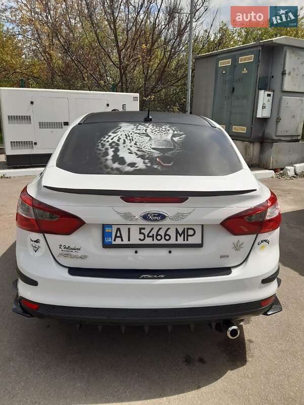 Седан Ford Focus 2013 в Києві фото 26 Седан Ford Focus 2013 в Києві