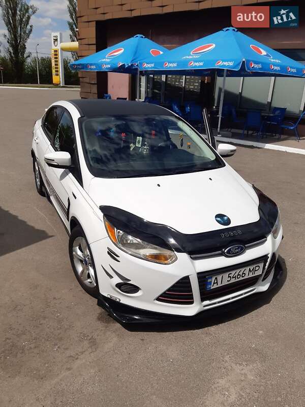 Седан Ford Focus 2013 в Киеве